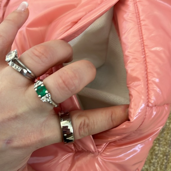 Members Only x Looney Tunes Pink Puffer - Picture 12 of 16